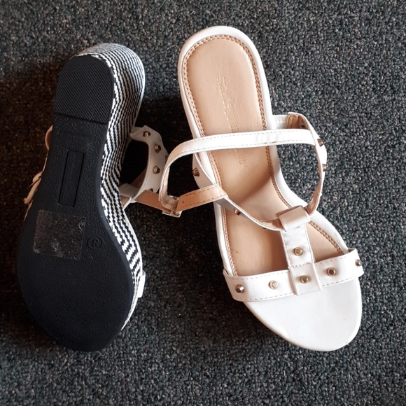 Black and White Wedges! - Picture 2 of 6